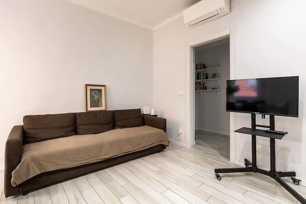All'Ombra Delle Due Torri Family Apartment Bologna